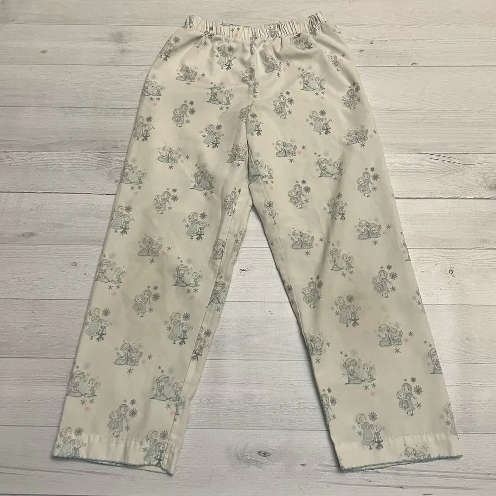 Disney store young anna &‎ elsa pajamas 5/6